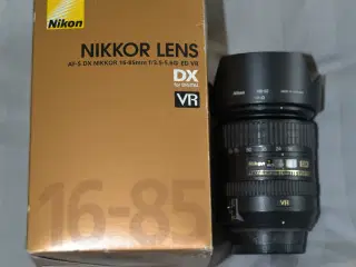 Nikon AF-S 16-85mm VR DX