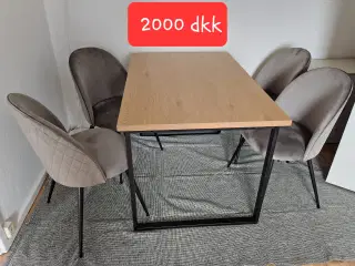Dining table 
