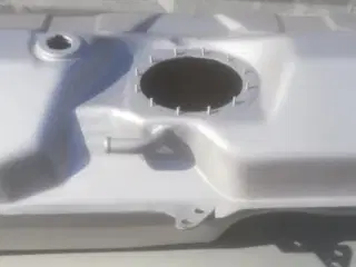 Ny Benzintank til Fiat Cinquecento.