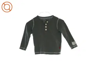 Bluse fra Pomp De Lux (str. 86)