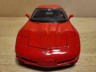 Modelbil. Chevrolet Corvette C5 (1997). Skala 1/18