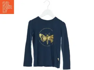 Langærmet bluse med sommerfugleprint fra Pomp de Lux (str. 110)