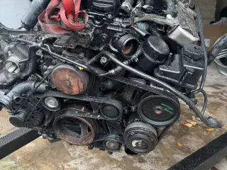 Mercedes e200 motor 