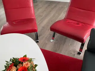 2 Solide røde læder lænestole