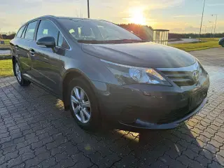 Toyota Avensis 1.6 VVT-i STC.