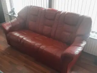 3 pl. Okseblodsfarvet lædersofa
