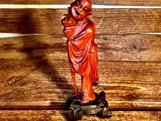* Sjælden lille gammel Buddha - i træ