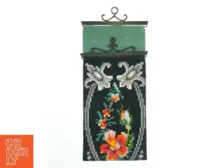 Vægtæppe med blomstermotiv/ norsk almue, håndlavet (str. 108 x. 25 cm)