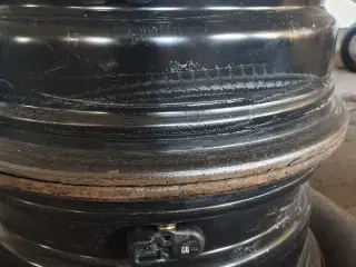 Auris fælge med Tpms.