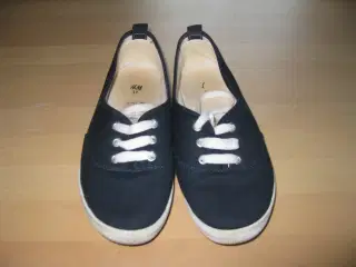 Pige-/damesko (sneakers) fra H&M mørkebl
