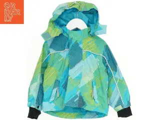 Børnevinterjakke med geometrisk mønster fra Name It (str. 86)