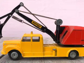 TEKNO...SCANIA VABIS 76 ENTREPRENØRBIL ÅKERMAN