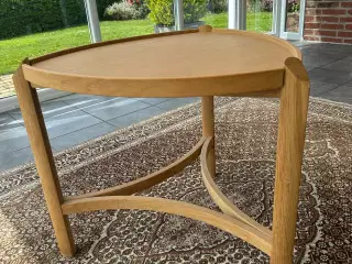 Danish small table (bakkebord)