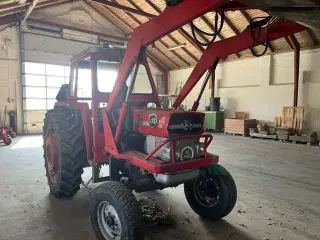 Traktor med læssegrab