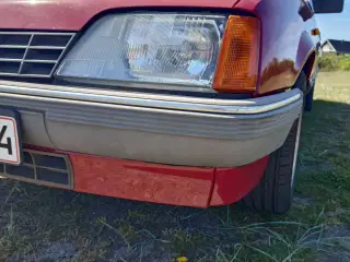opel rekord e 2 