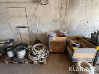 Blandet parti kabler 4 paller