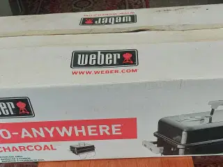 Weber trækuls grill sælges.