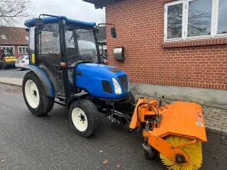 New holland boomer 35 HST