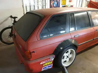Bmw 325i touring årg 90