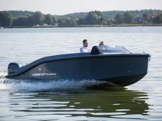 Corsiva 607 Runabout - 25 HK Yamaha/Udstyr