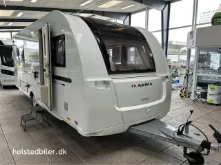 2019 - Adria Adora 572 UT   Enkeltsenge og ende bad/wc
