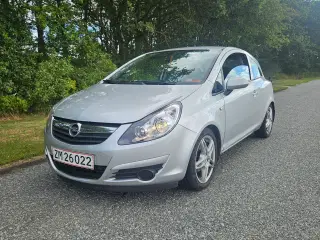 Opel Corsa 1.2 Lavt kilometertal 