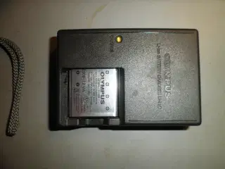 Lader, batterier og kabler købes.