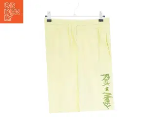 Gule shorts med grøn tekst fra H&M (str. S)