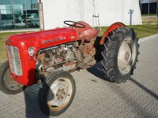 Massey Ferguson 35 – Benzin