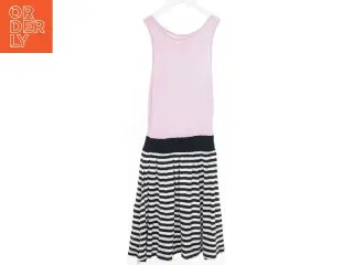 Sommerkjole i lyserød og stribemønster fra Units (str. 128)