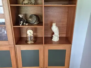 Skab/reolsystem