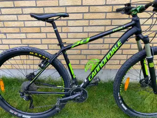 Cannondale Trail 1 str large 29” hjul