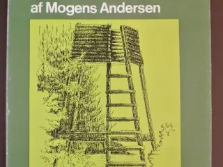 menneskespor i naturen - skoven, af mogens anderse