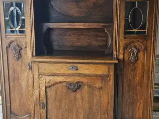Tårnbuffet gives væk