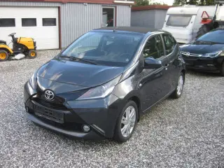 Toyota Aygo 1,0 VVT-I X-Wave Sky 69HK 5d