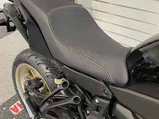 Yamaha Tracer 7 Midnight Black