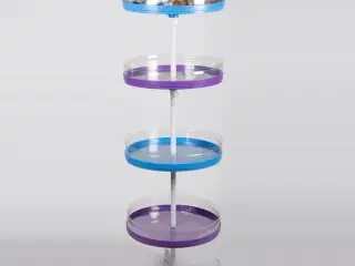 Rund display med 4 hylder
