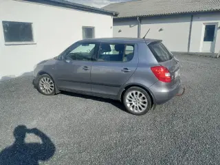 skoda fabia 1,2 hatchback med træk