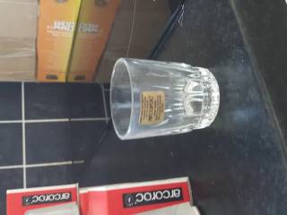 Glas