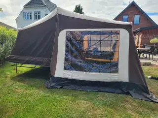 Camp-Let