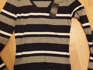 Tommy Hilfiger sweater medium/small