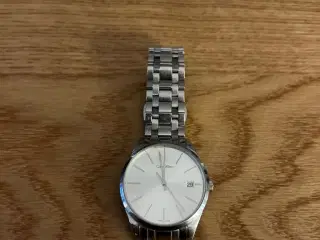 Lækkert Calvin Klein ur med stållænke 