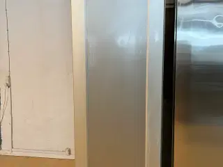 Gram Køleskab