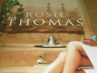 Rosie Thomas. IRIS OG RUBY.