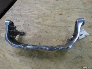 Fodhviler holder, Suzuki VS600 700 750 800