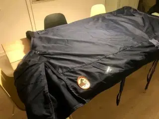 Regntæt dækken i 300 g - str. 165