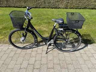 Velholdt Winther el-cykel med forhjulsmotor