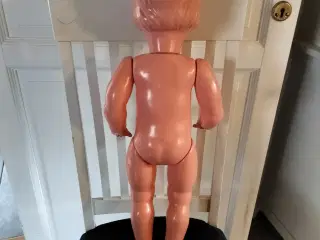 Meget gammel dukke