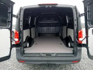 Mercedes Vito 114 2,0 CDi A2 Kassevogn PRO aut. RWD
