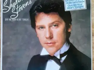 Shakin' Stevens 'Give Me Your Heart Tonight' !